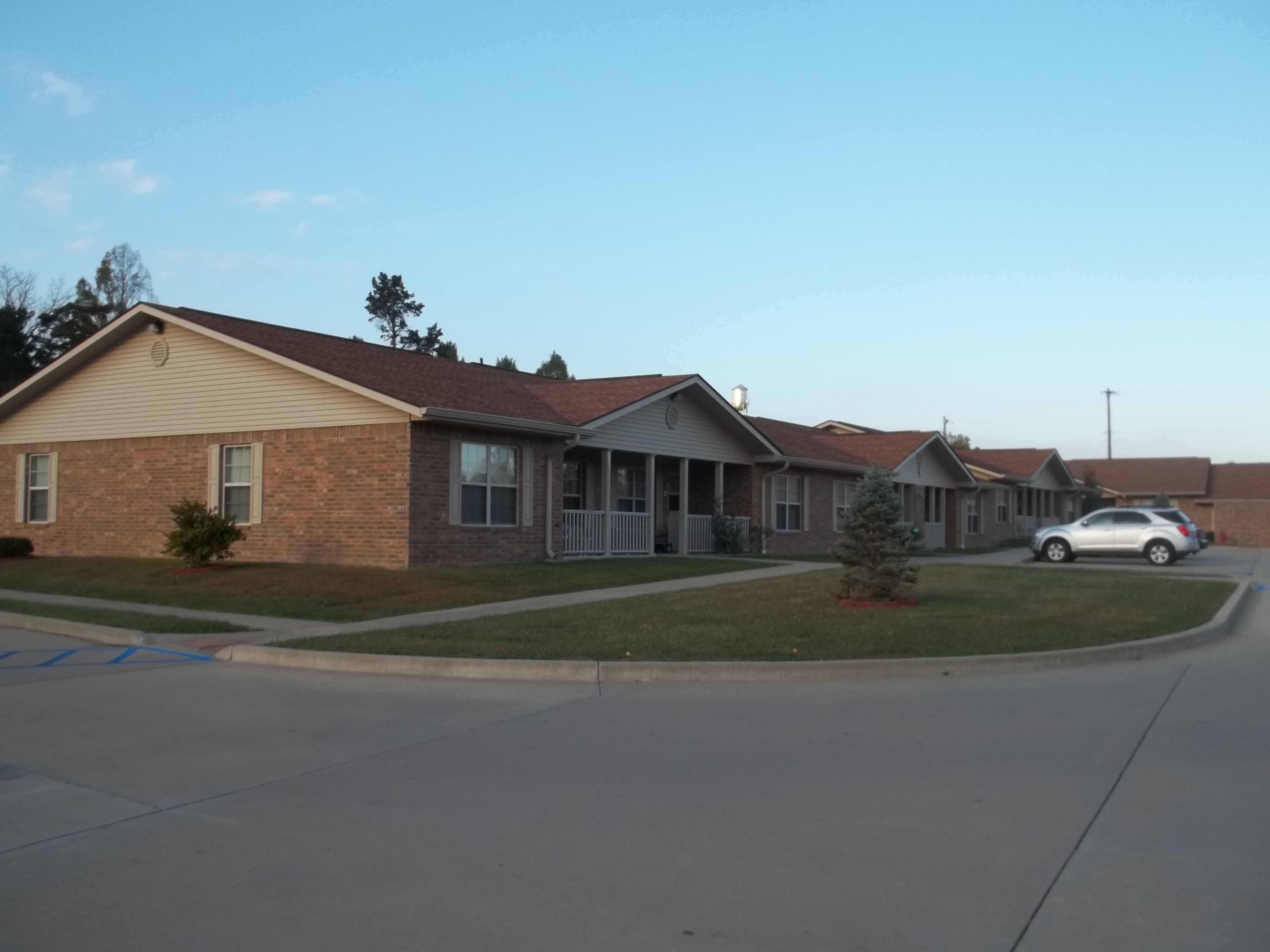 Sycamore Village Apartments MACO Management Co., Inc.