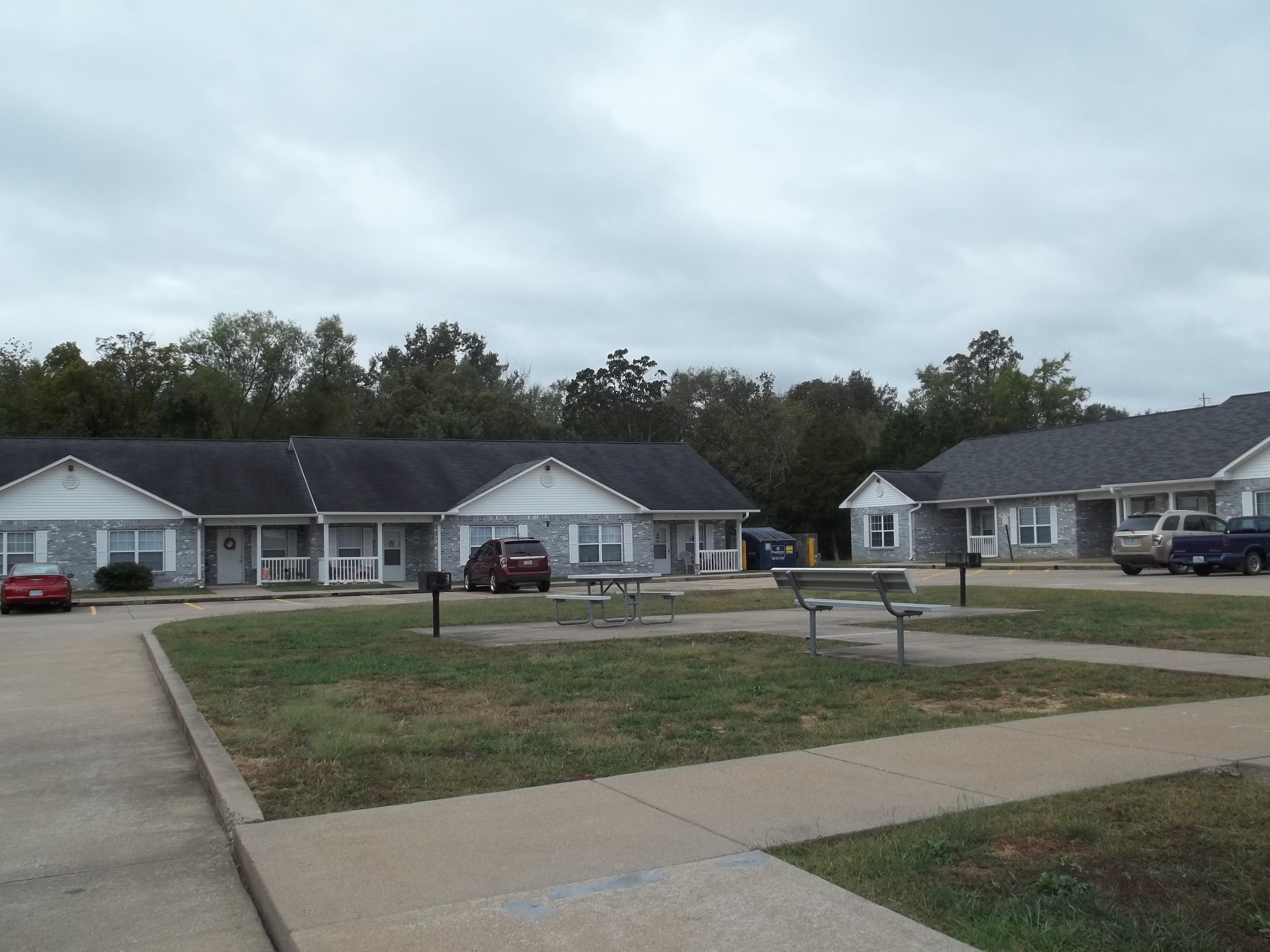 Creekwood Apartments MACO Management Co., Inc.