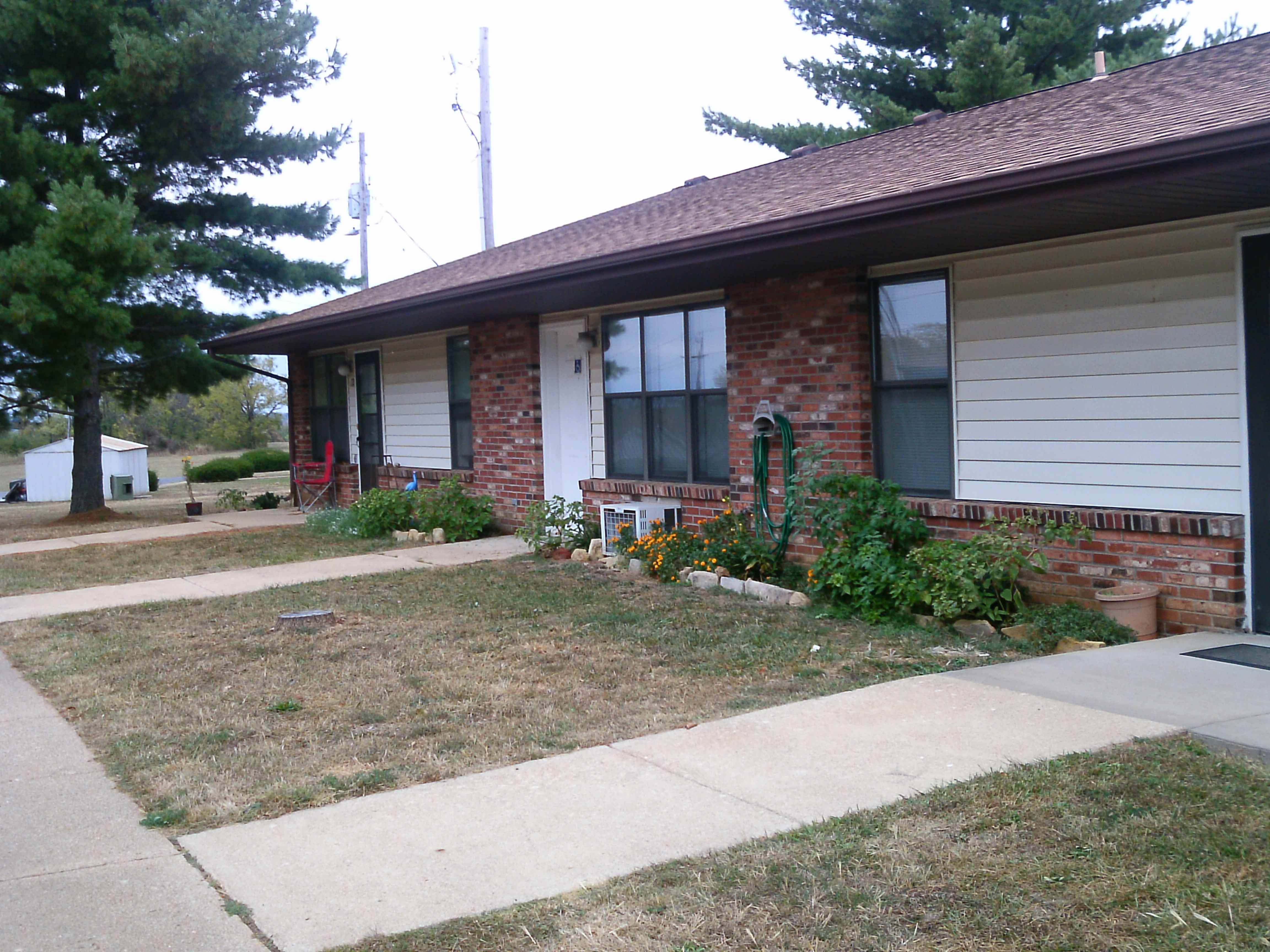 Park Hills Villa Apartments MACO Management Co., Inc.